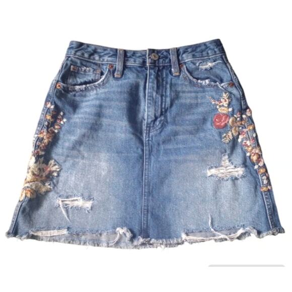 Abercrombie and Fitch Floral Embroidered Jean Skirt - Picture 2 of 5